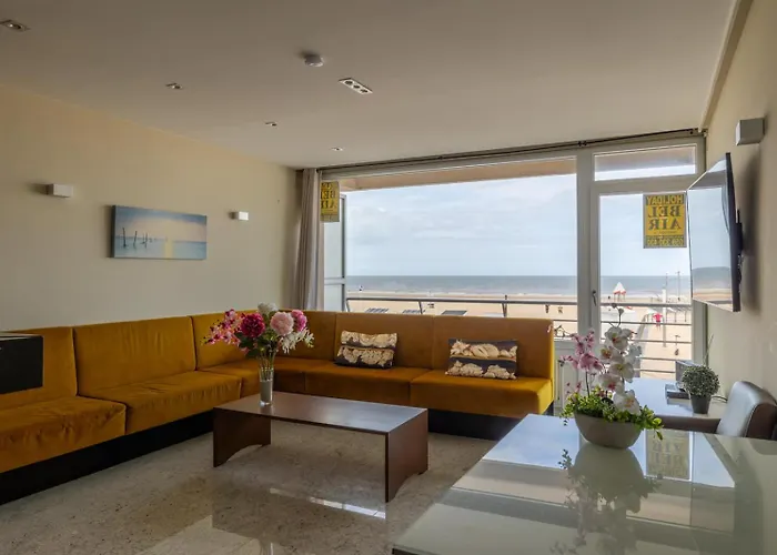 SEAVIEW Superior Apartment 8p - OOSTENDE - O\'SEACOOKING - luxe keuken,frontaal zeezicht, direct aan het strand gelegen